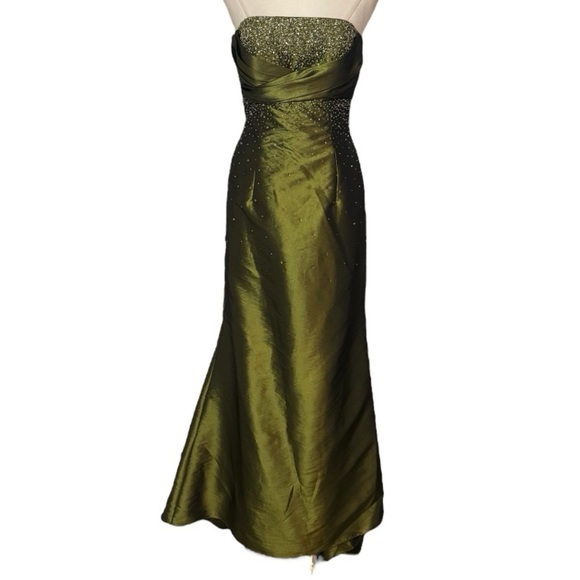 FLIRT Maggie Sottero Olive Green Beaded Dress Gown Prom Dance Formal 6 Train - Picture 14 of 14